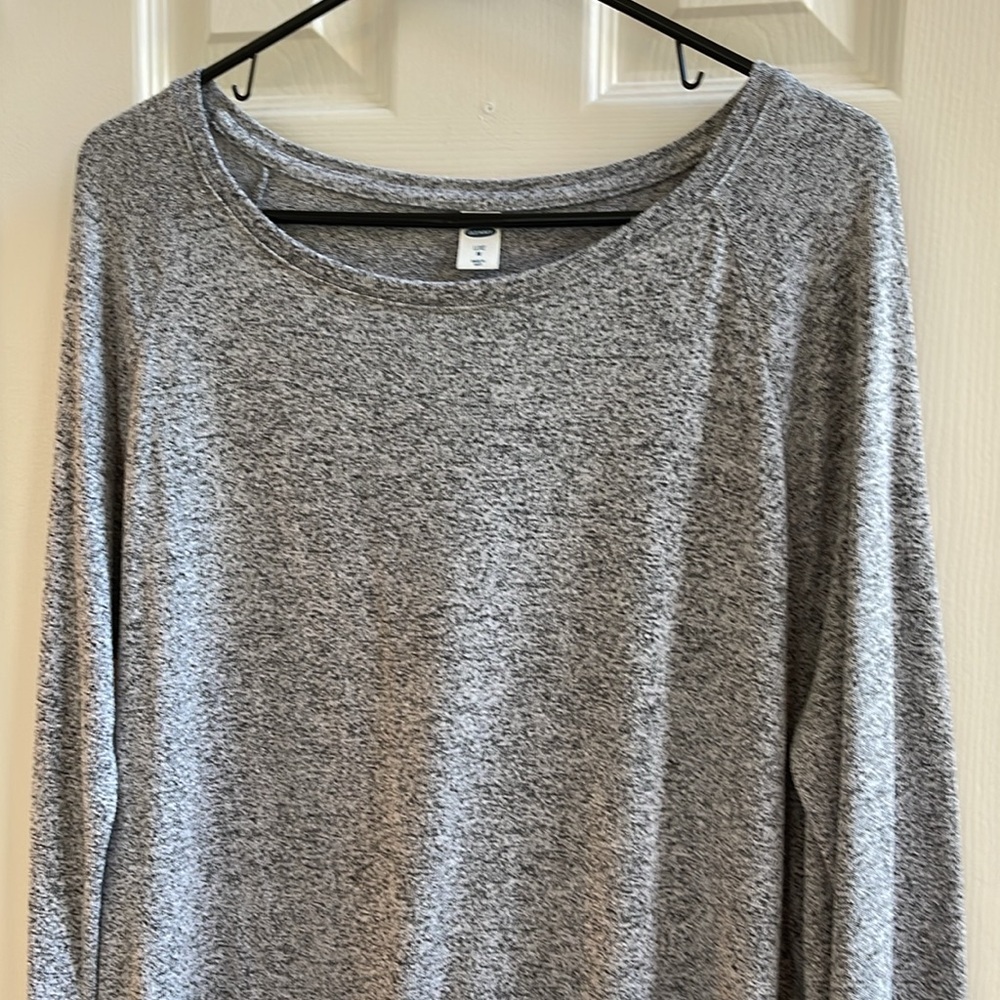 Old Navy Women's Luxe Gray Long Sleeve Top Boat Neck Knit Sweater Size Medium